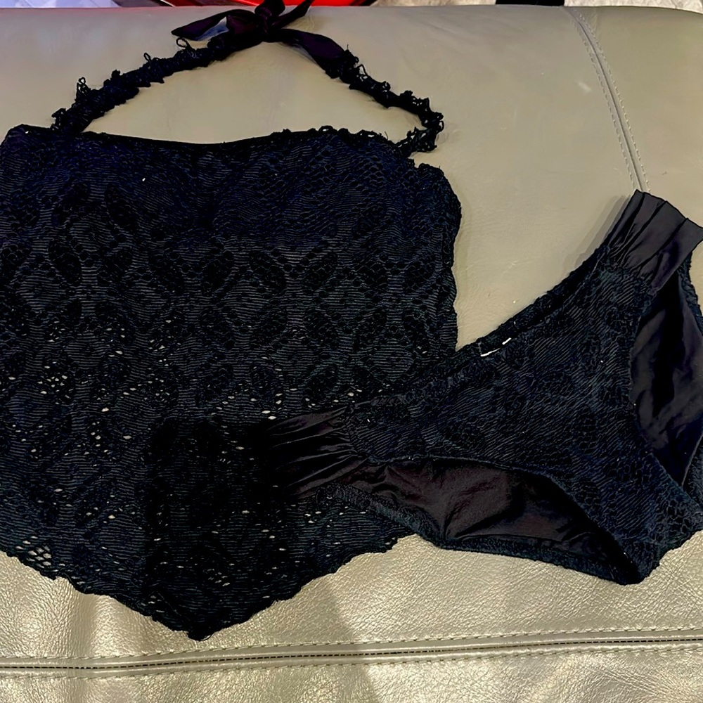 Becca swim black bikini, tankini